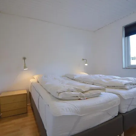 Nyaraló Three-bedroom Holiday In